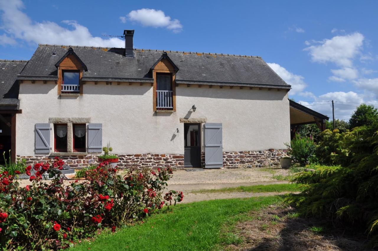 Perrault Gites Loscouet-sur-Meu エクステリア 写真