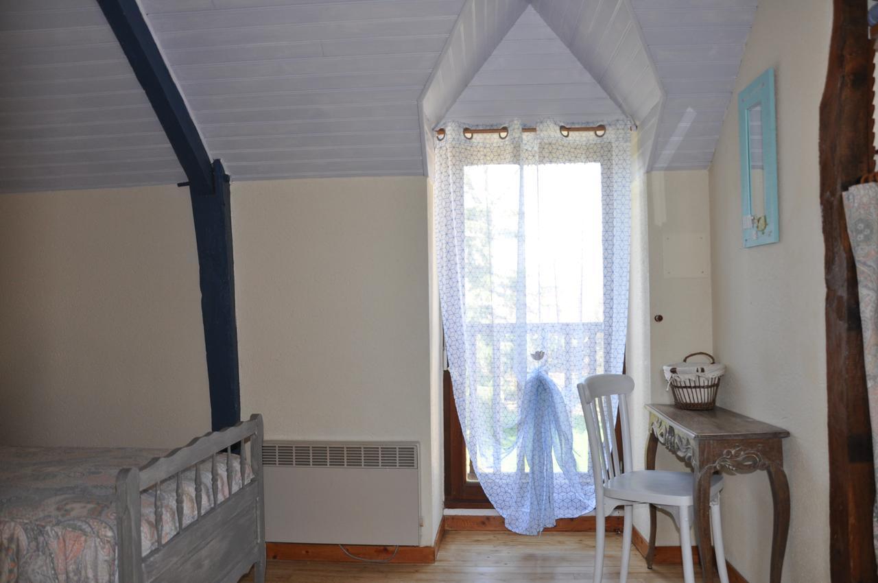 Perrault Gites Loscouet-sur-Meu エクステリア 写真